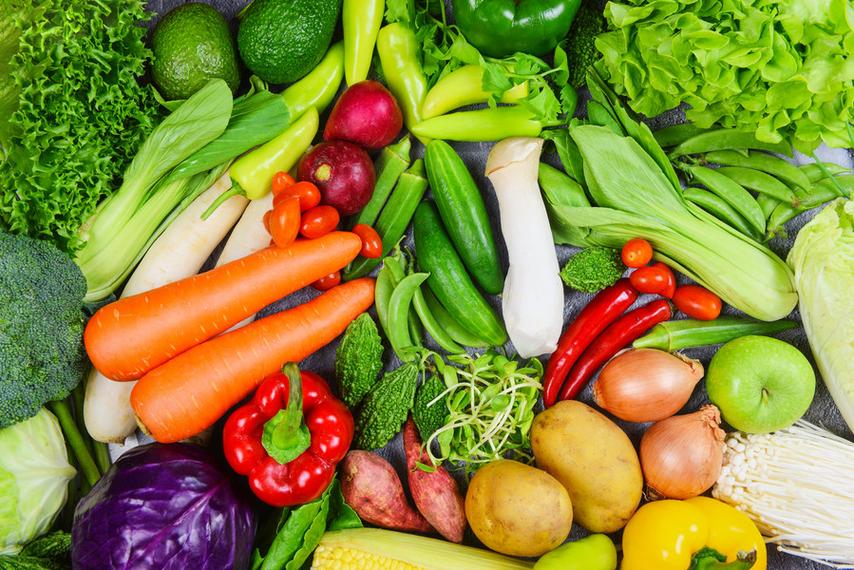 蔬菜水果混合背景健康食 i>品 /i>清洁饮食健康/什锦鲜熟水果红黄紫绿